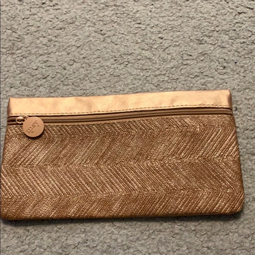 Ipsy bronze makeup bag